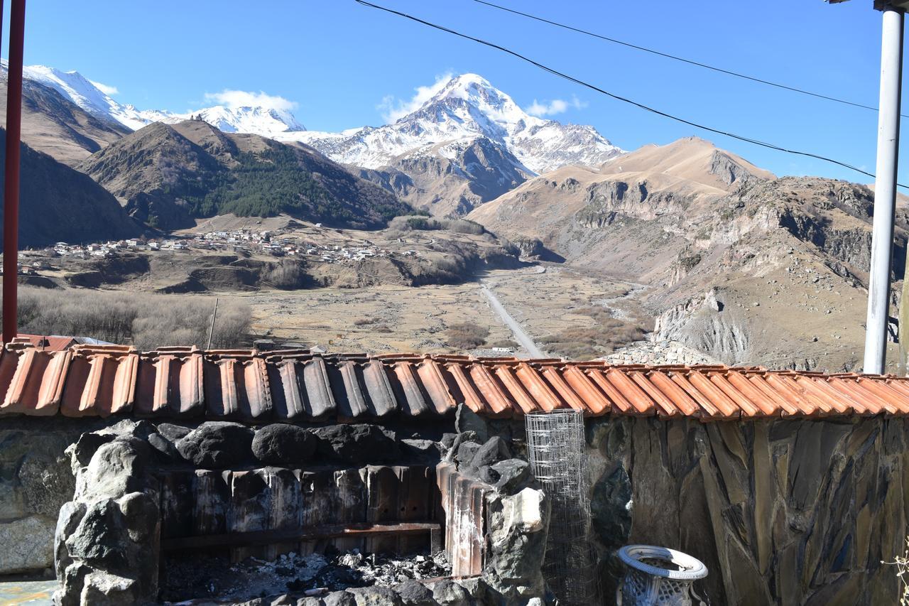 Qusha Guesthouse Meeting In The Mountains And Views Stepantsminda Exterior foto